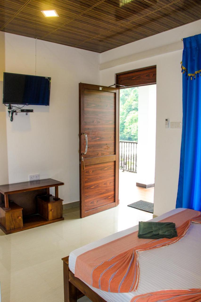Adventure Base Camp Hotel คิตุลกาลา ภายนอก รูปภาพ