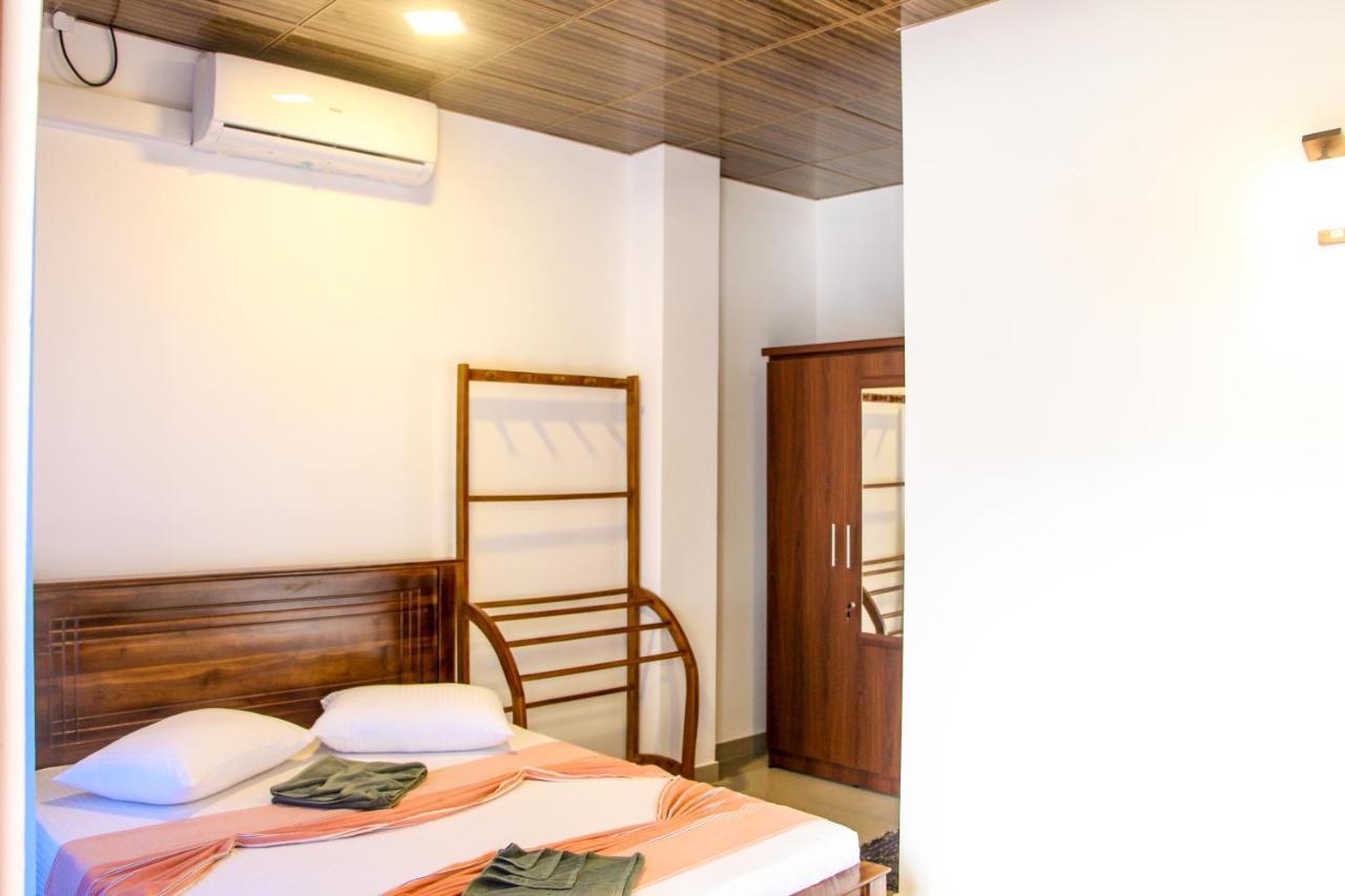 Adventure Base Camp Hotel คิตุลกาลา ภายนอก รูปภาพ